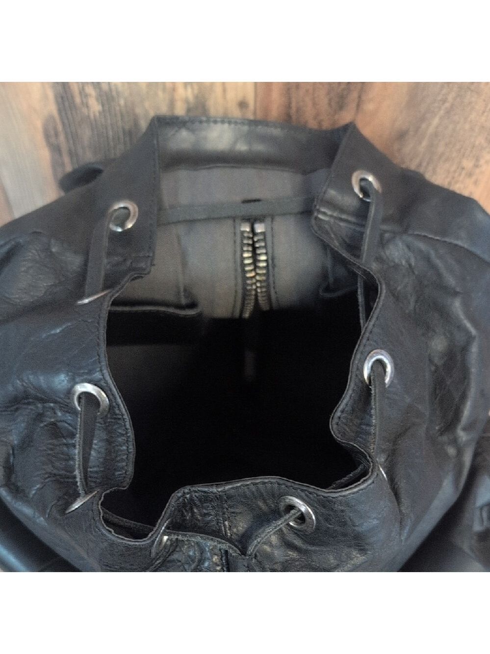Frye Black Leather Buckled Zipper Back Vintage Rare Unisex Backpack -C192 - Picture 8 of 11